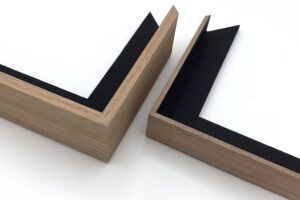 Lumière hout met zwarte binnenzijde