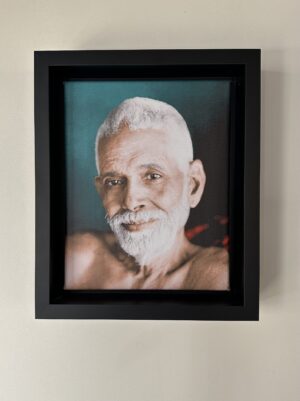 Introspection in aqua - Ramana Maharshi - 20x25 - in baklijst Big John zwart